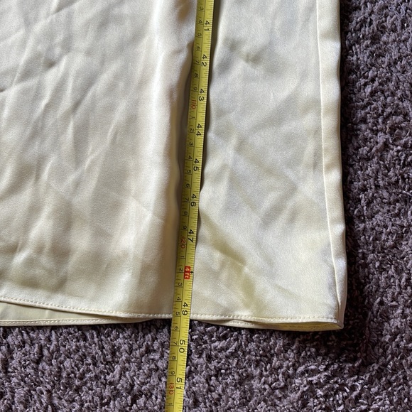 BCBGMAXAZRIA BEAUTIFUL FORMAL DRESS, 06 - Picture 11 of 13